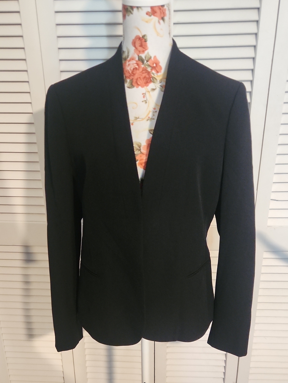 Anne Klein Black Open-Front Blazer